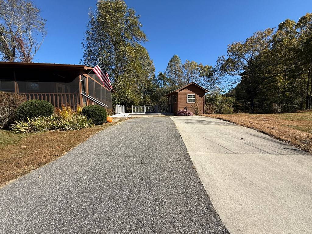 Blairsville, GA 30512,57 Chimney Ridge