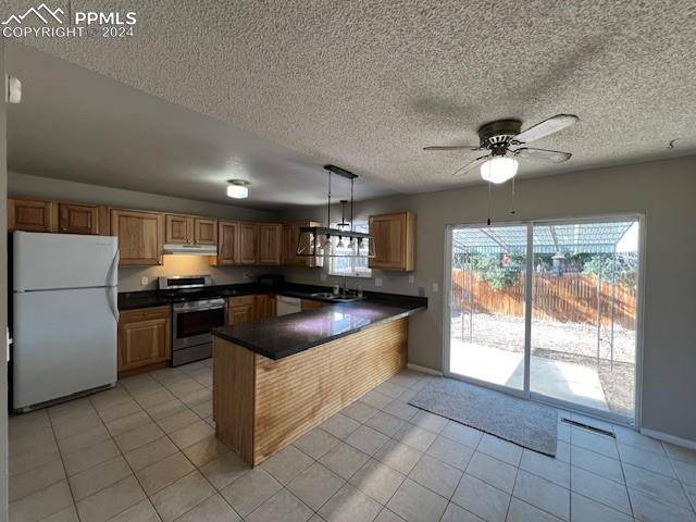 Colorado Springs, CO 80916,2370 Cather CIR