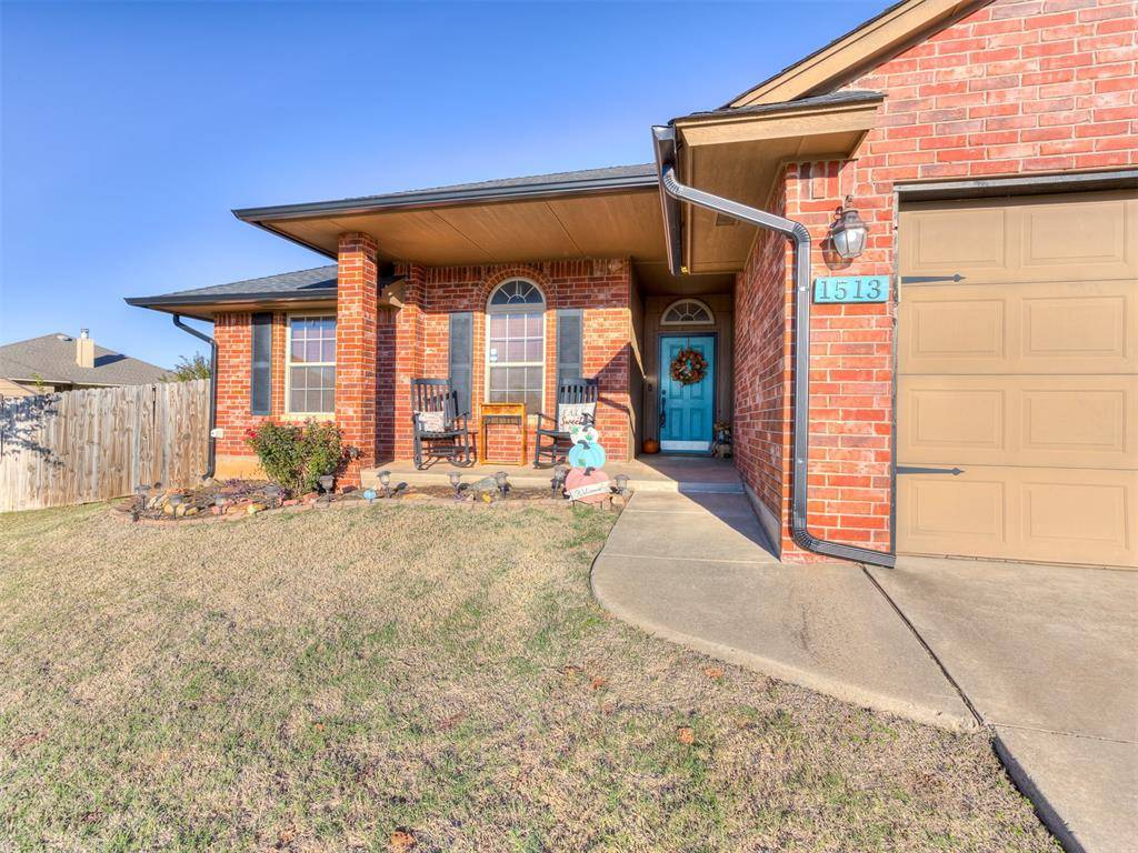 Moore, OK 73160,1513 SE 15th Street