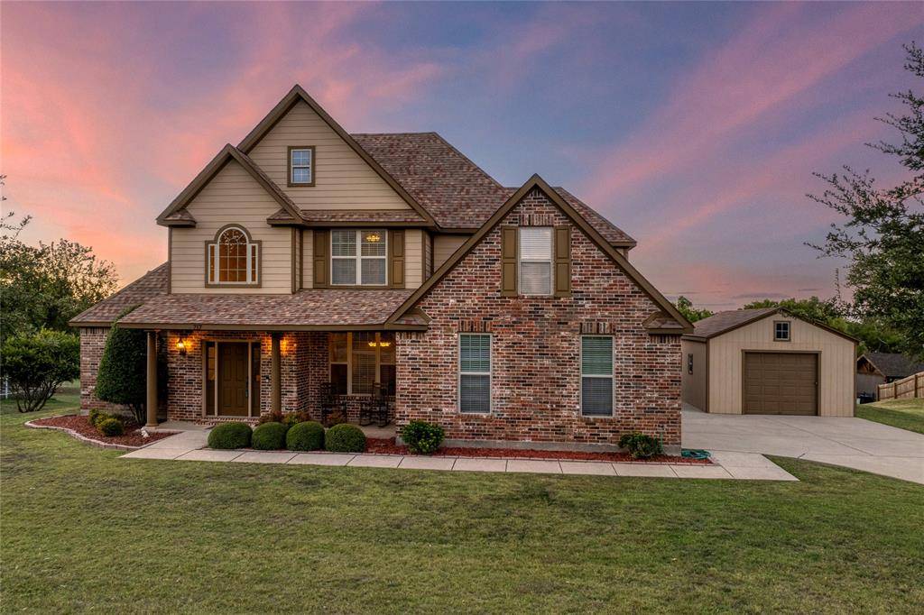 Van Alstyne, TX 75495,717 Belmont Lane