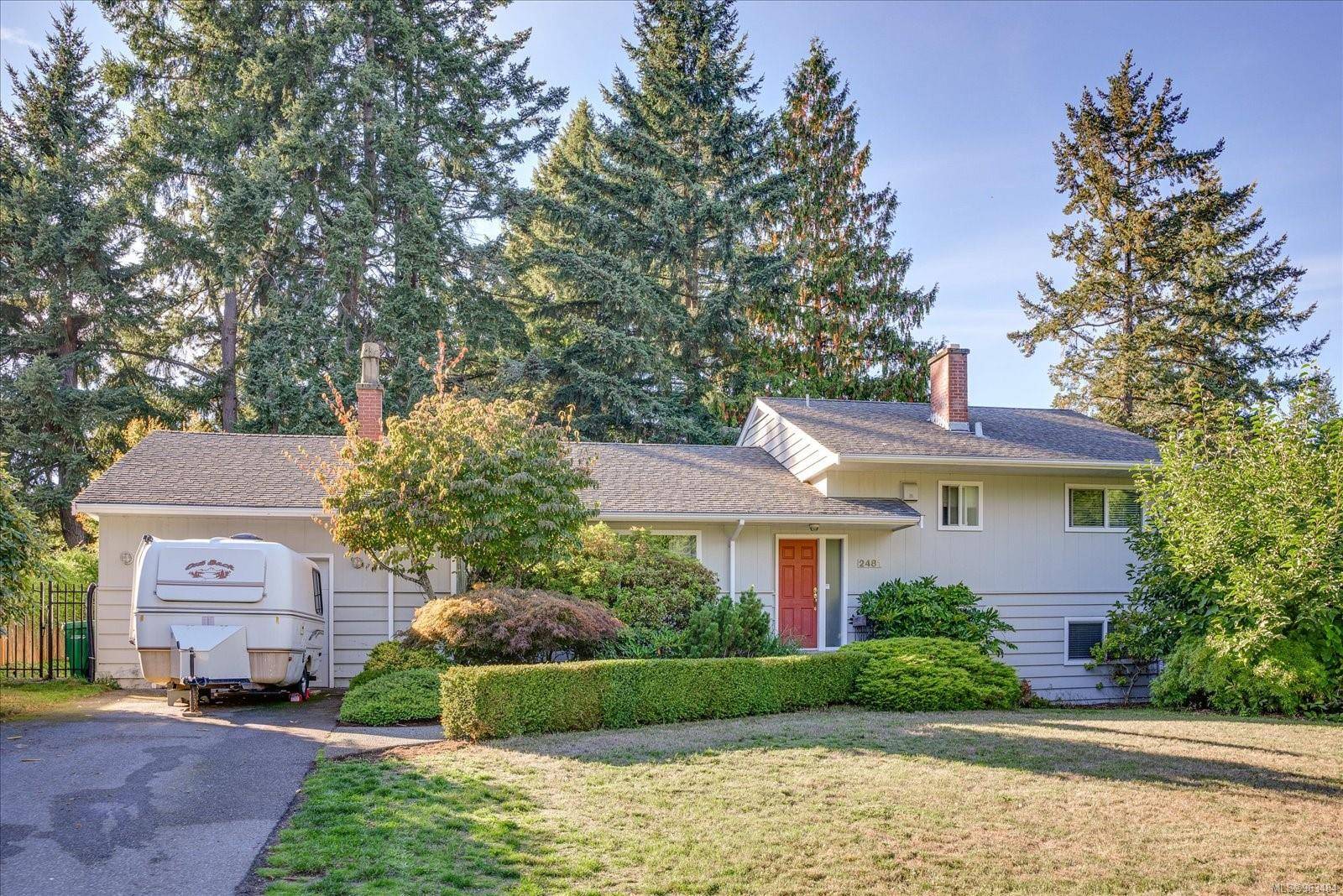 Nanaimo, BC V9S 3T3,2481 Lynburn Cres