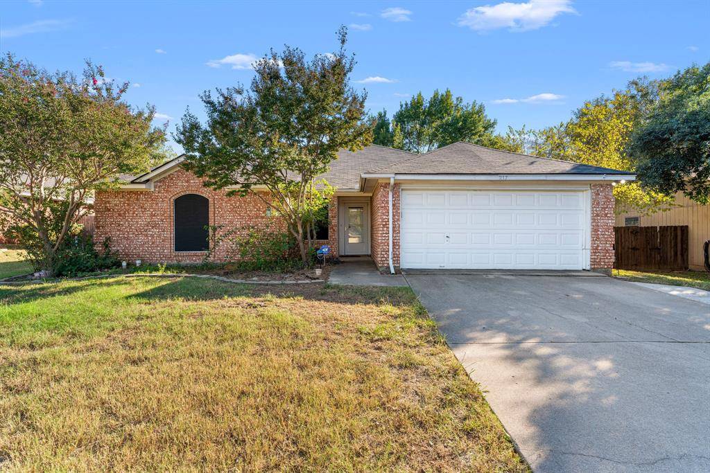 Kennedale, TX 76060,217 Arthur Drive