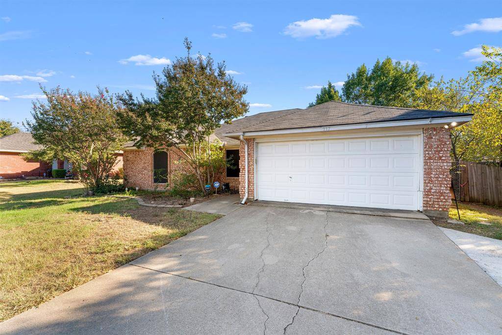 Kennedale, TX 76060,217 Arthur Drive