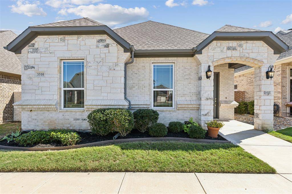 Granbury, TX 76049,3310 Fountain Way