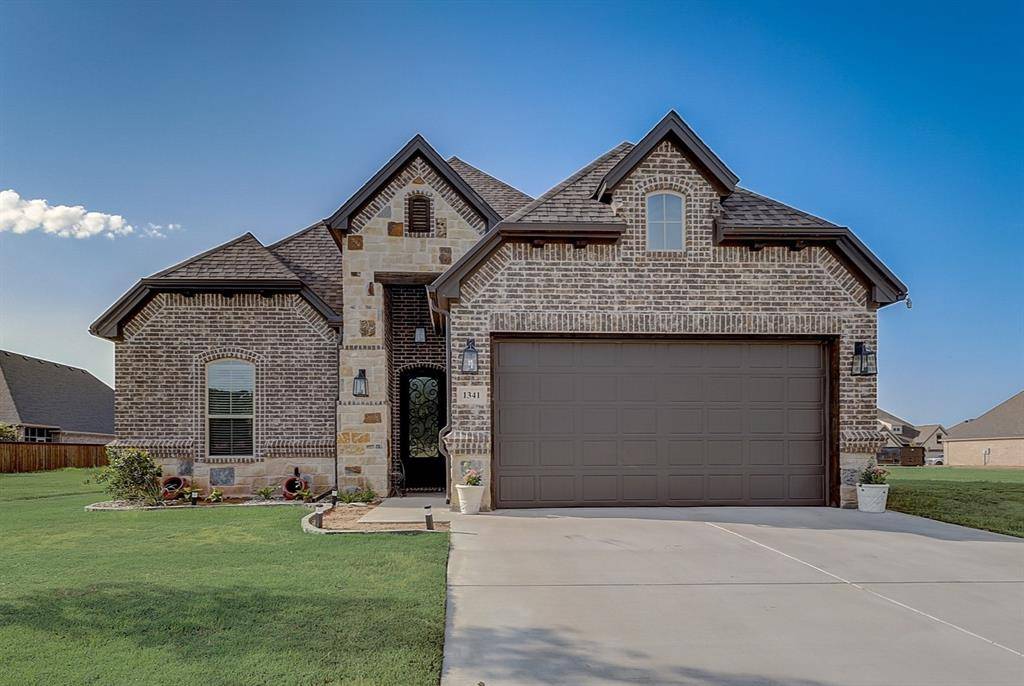 Granbury, TX 76048,1341 Highland Park Circle