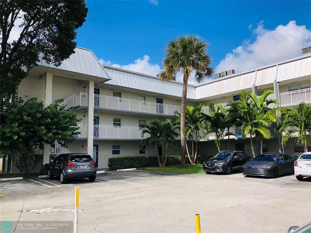 Coral Springs, FL 33065,3000 Riverside Dr  #302-1