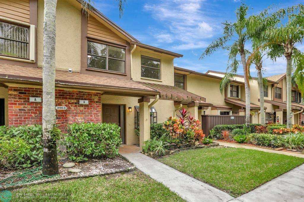 Coconut Creek, FL 33063,3963 Cocoplum Cir  #3963B