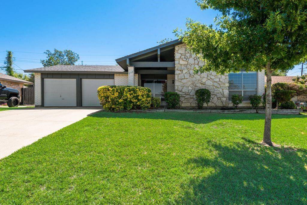 Irving, TX 75062,2712 Lago Vista Loop