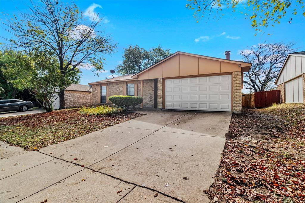 Dallas, TX 75249,7112 Winterberry Drive