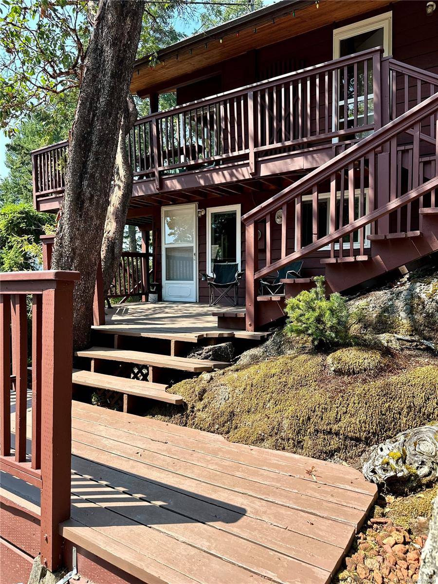 Pender Island, BC V0N 2M2,1601 Shoal Rd