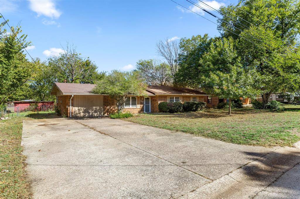 Bowie, TX 76230,613 Pillar Street