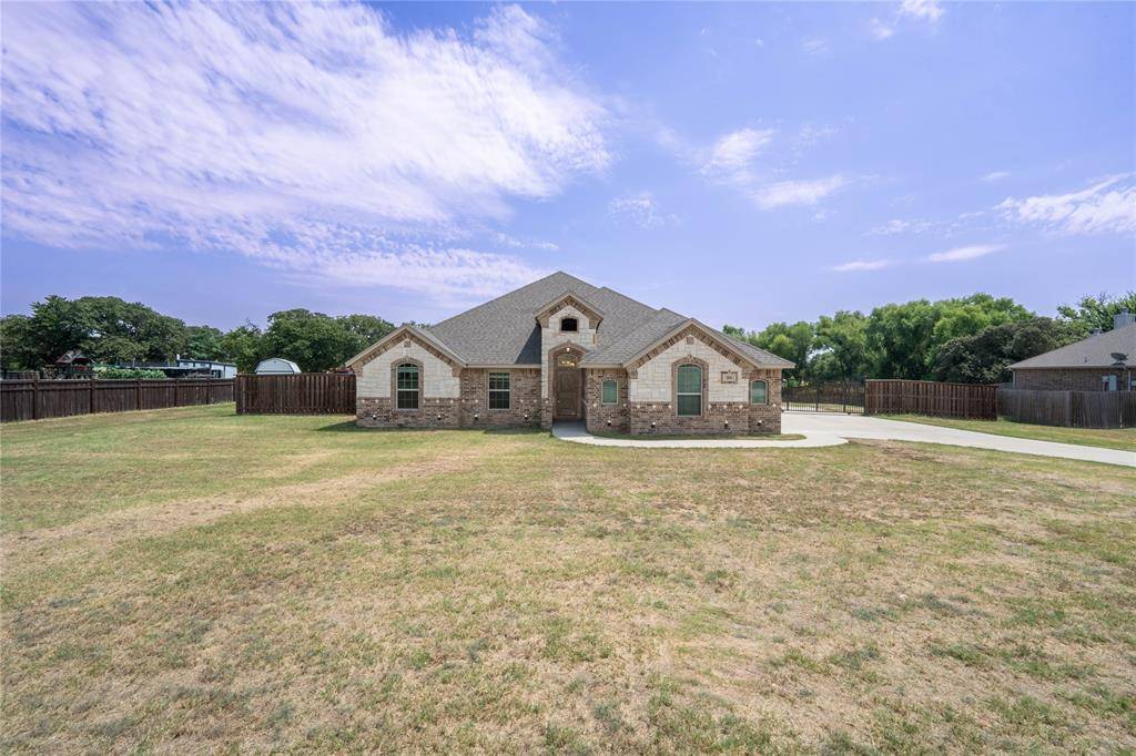 Azle, TX 76020,184 Briar Meadows Circle