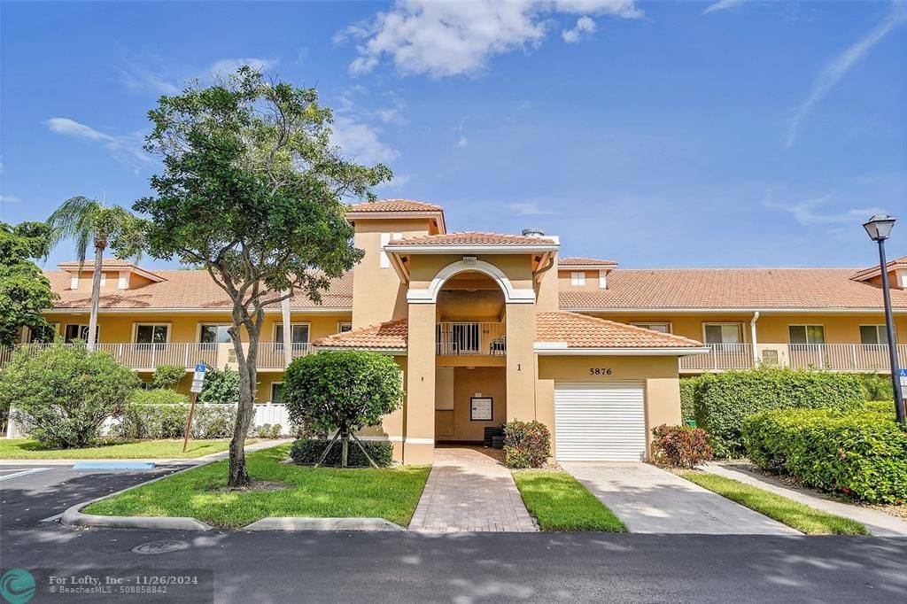 Boynton Beach, FL 33437,5876 Regal Glen Drive  #201