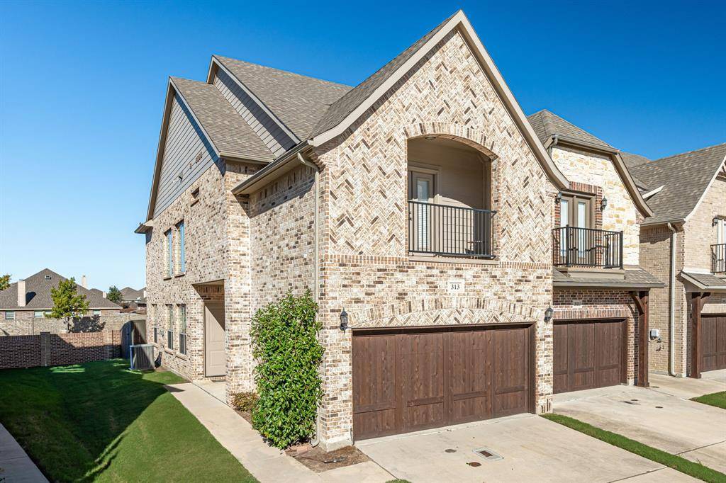 Wylie, TX 75098,313 Featherstone Trail