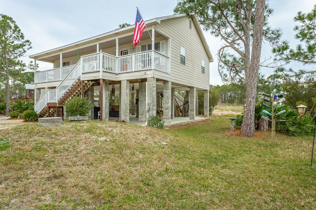 St. George Island, FL 32328,332 E Sawyer St