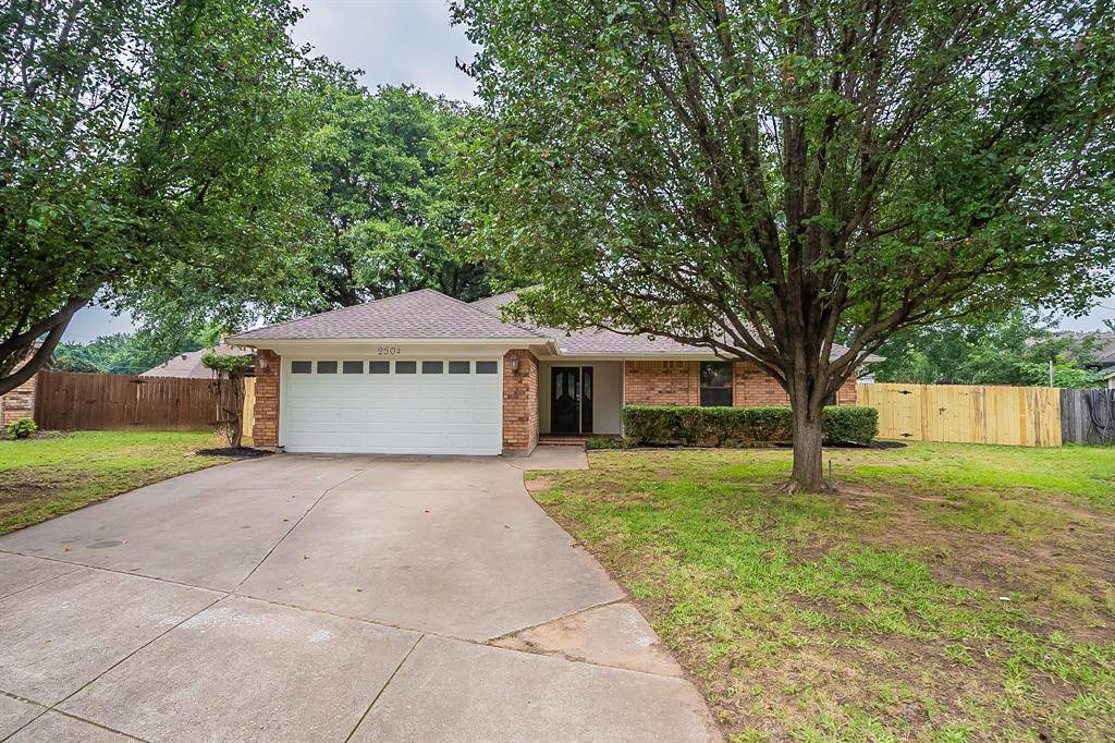 Arlington, TX 76001,2502 Satinwood Court