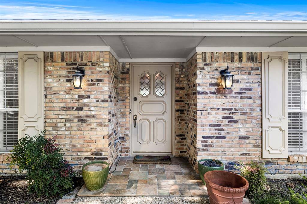 Plano, TX 75075,2713 Knollwood Court