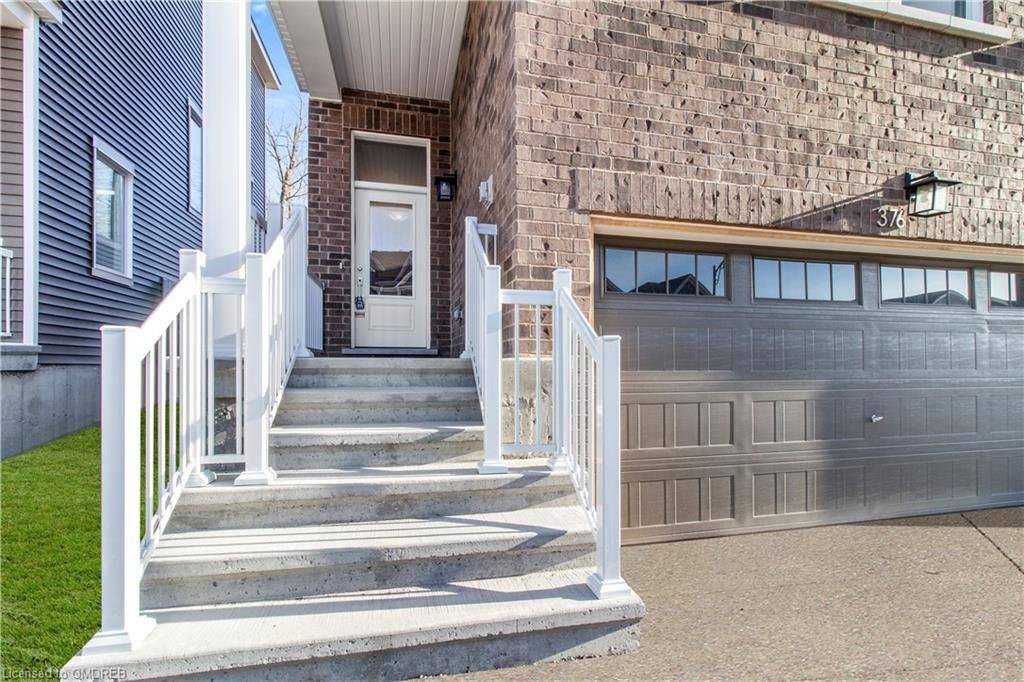 Barrhaven, ON K2J 6X3,376 APPALACHIAN CIR