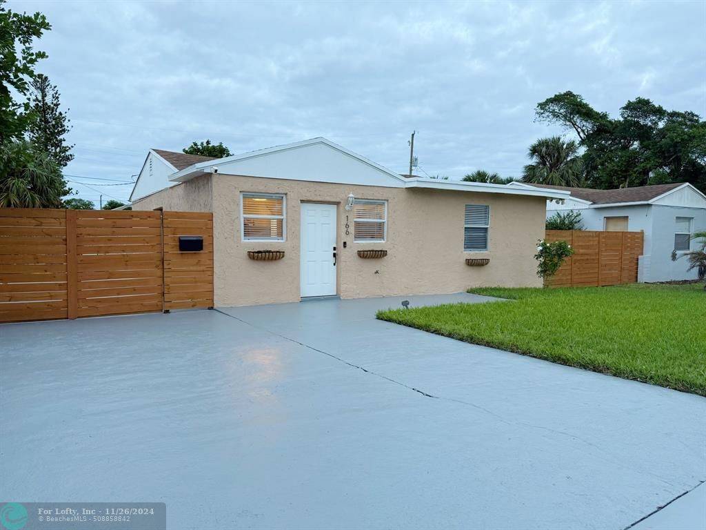 Riviera Beach, FL 33404,166 W 25th St