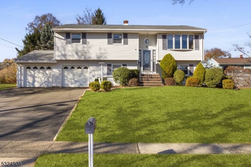 Piscataway Twp., NJ 08854,6 Lund Ct