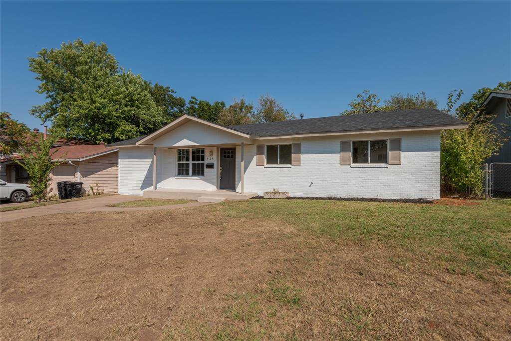 Moore, OK 73160,929 Astoria Drive