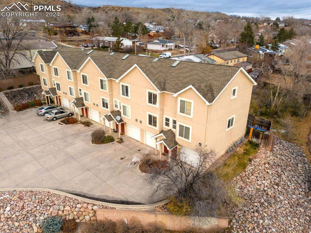 Colorado Springs, CO 80907,814 Mesa Valley RD