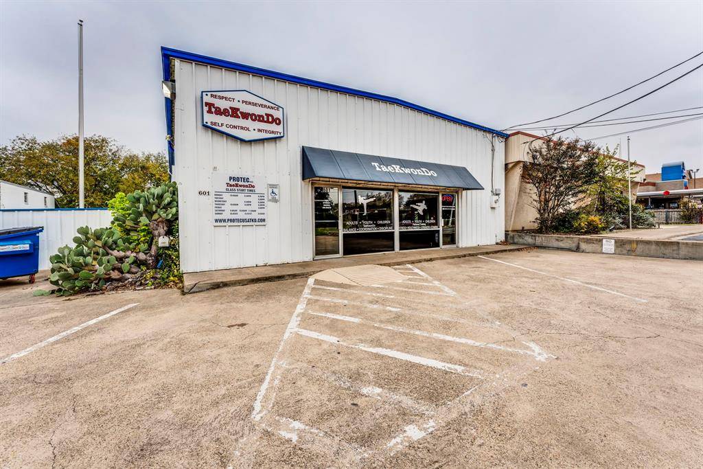 Duncanville, TX 75116,601 S Main Street