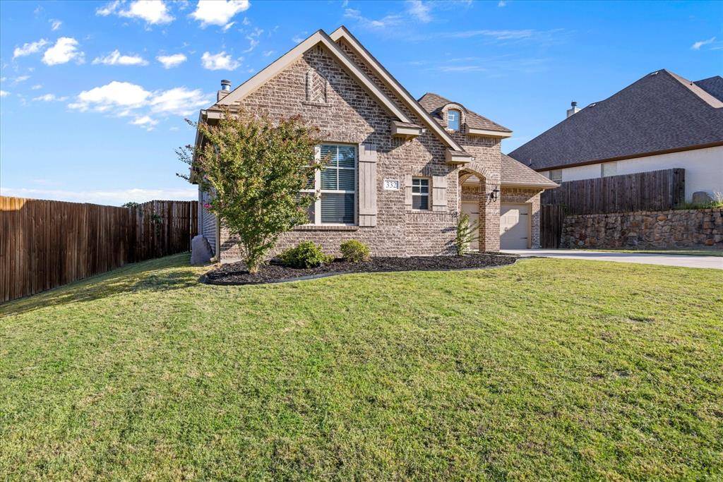 Benbrook, TX 76126,332 Bluffside Trail