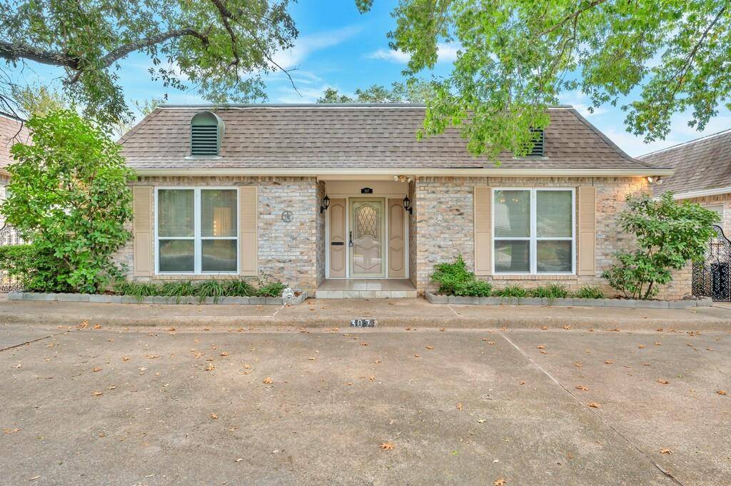 Clifton, TX 76634,307 N Avenue M