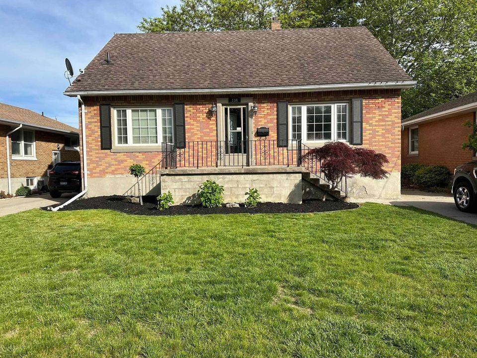 Chatham-kent, ON N7M 1X7,134 Prince Arthur AVE