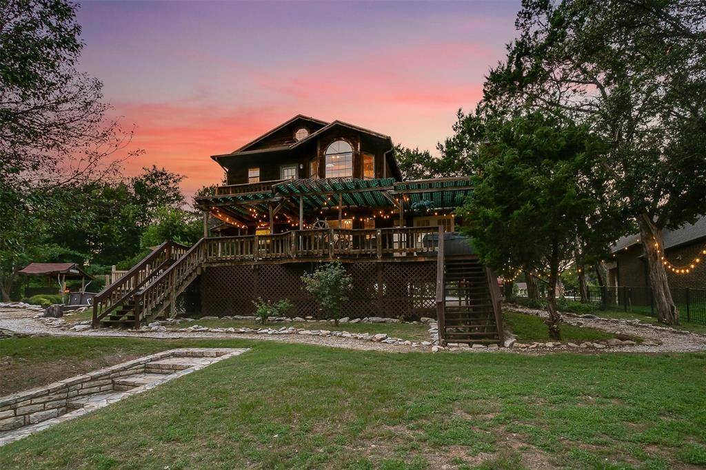 Granbury, TX 76048,1209 Comanche Cove Drive