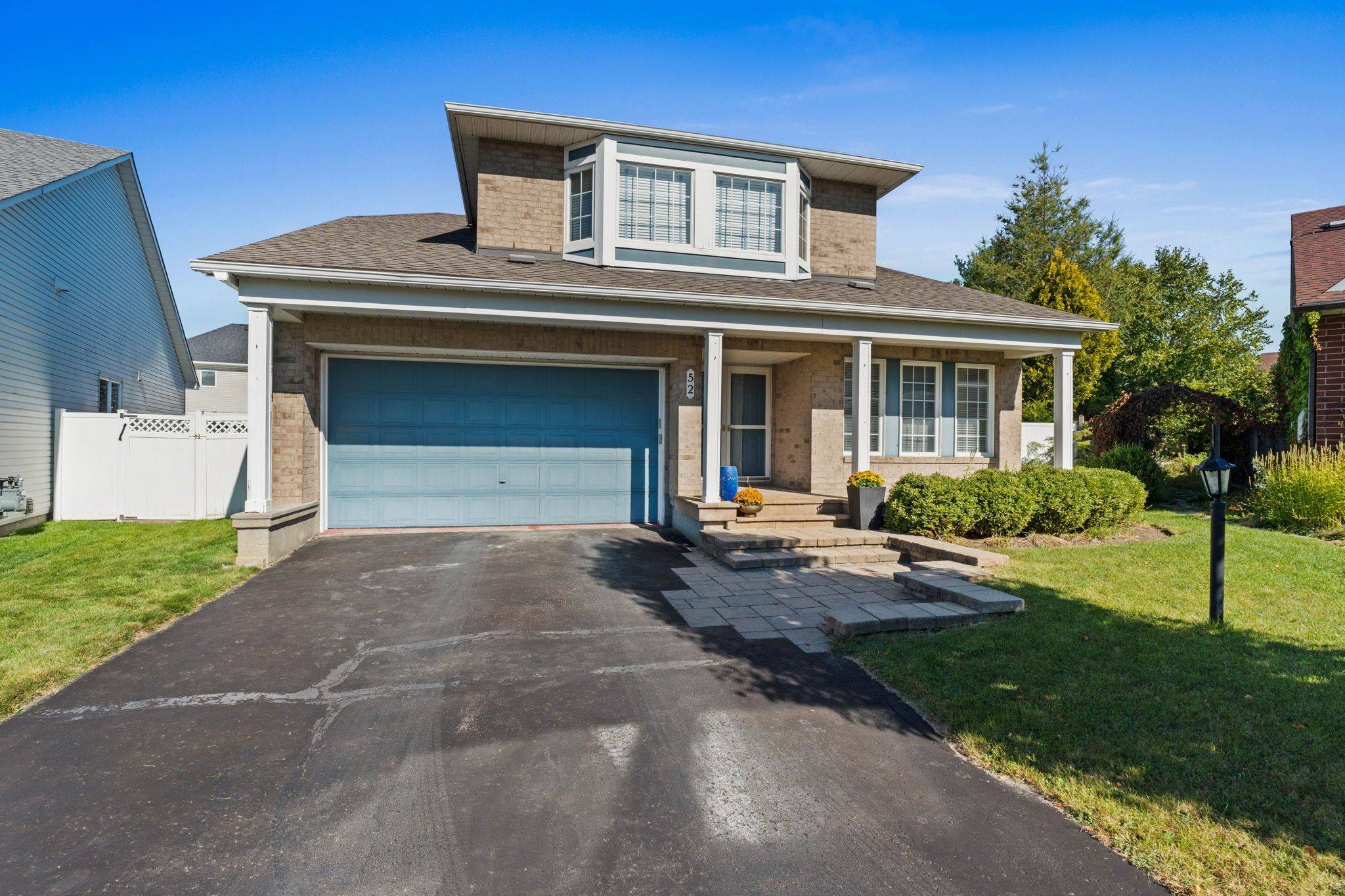 Barrhaven, ON K2J 4V2,52 Settler's Ridge WAY