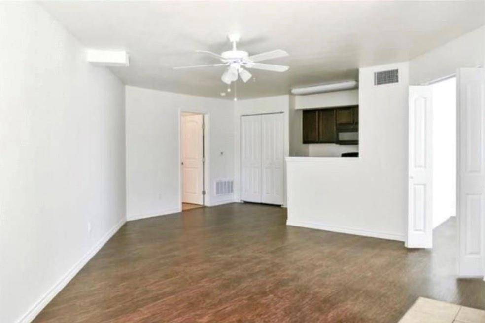 Dallas, TX 75243,9829 Walnut Street #109