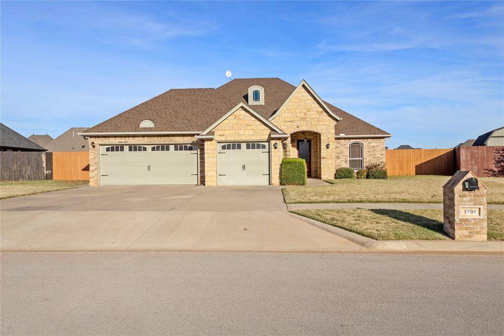 Weatherford, OK 73096,1304 Crimson Avenue