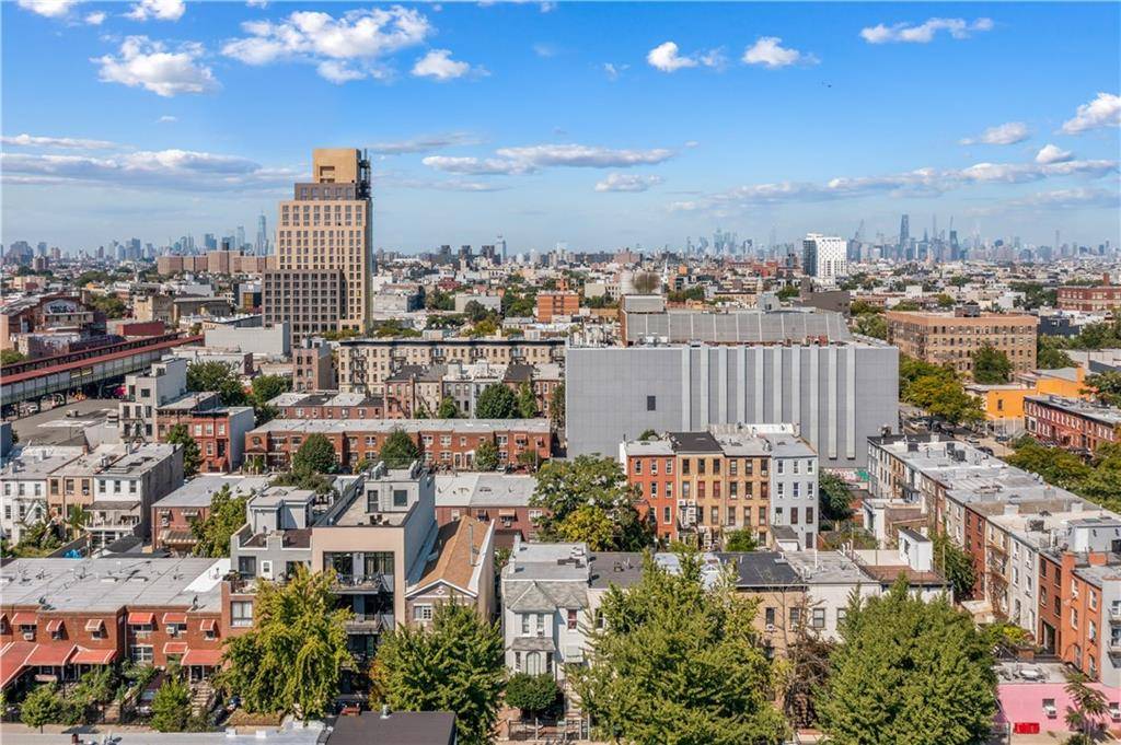 Brooklyn, NY 11221,31 Woodbine ST