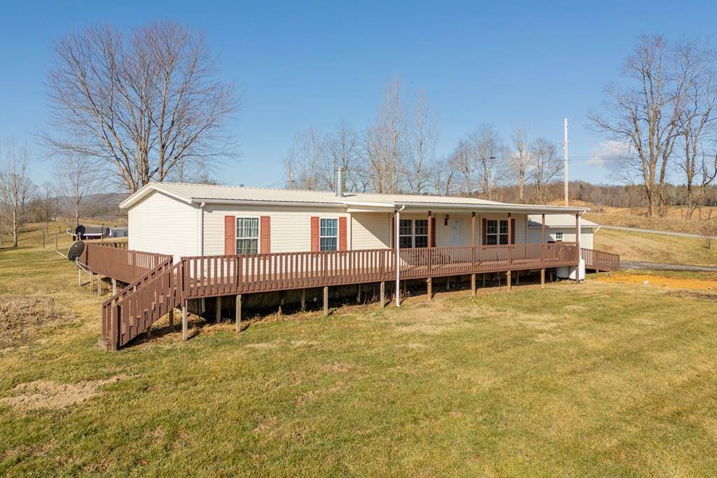 Rural Retreat, VA 24368,1417 Sharons Dr