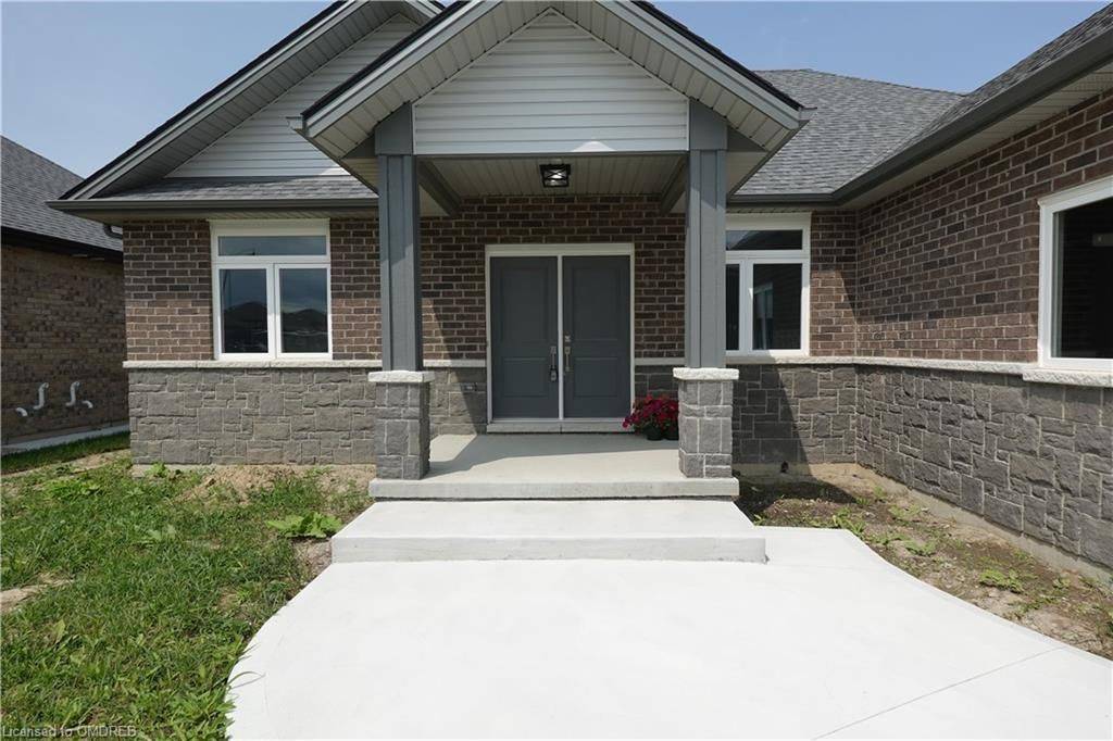 Chatham-kent, ON N7M 6G2,19 TRACY DR