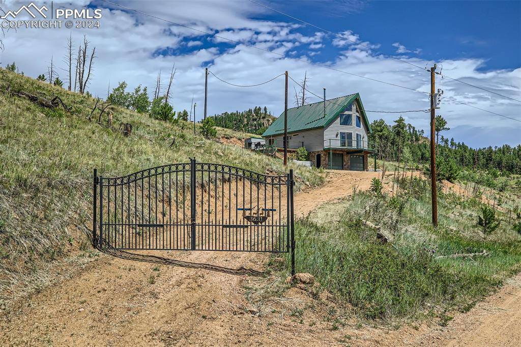 Florissant, CO 80816,3631 County Road 33