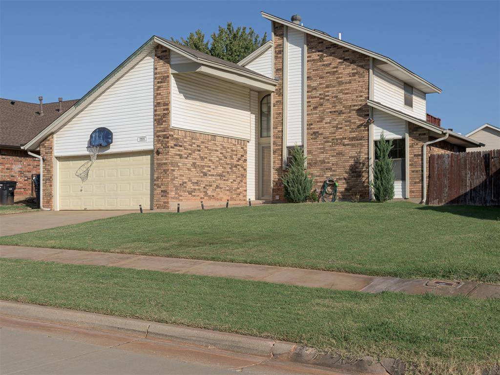 Moore, OK 73160,2221 NE 9th Street