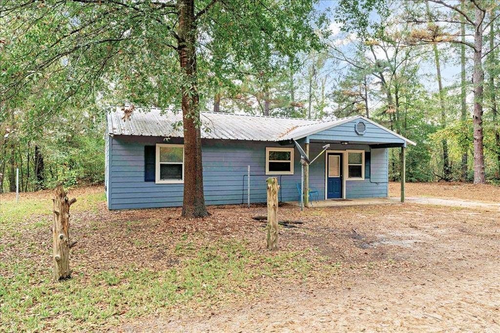 Hawkins, TX 75765,230 Private Road 7422 #230