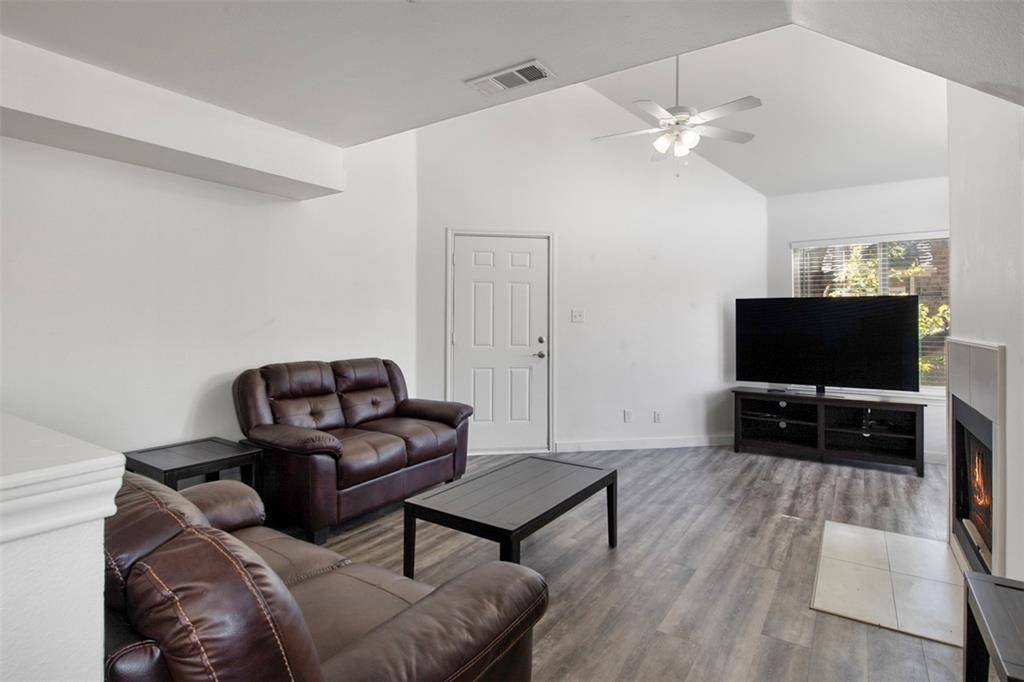 Dallas, TX 75243,9829 Walnut Street #210