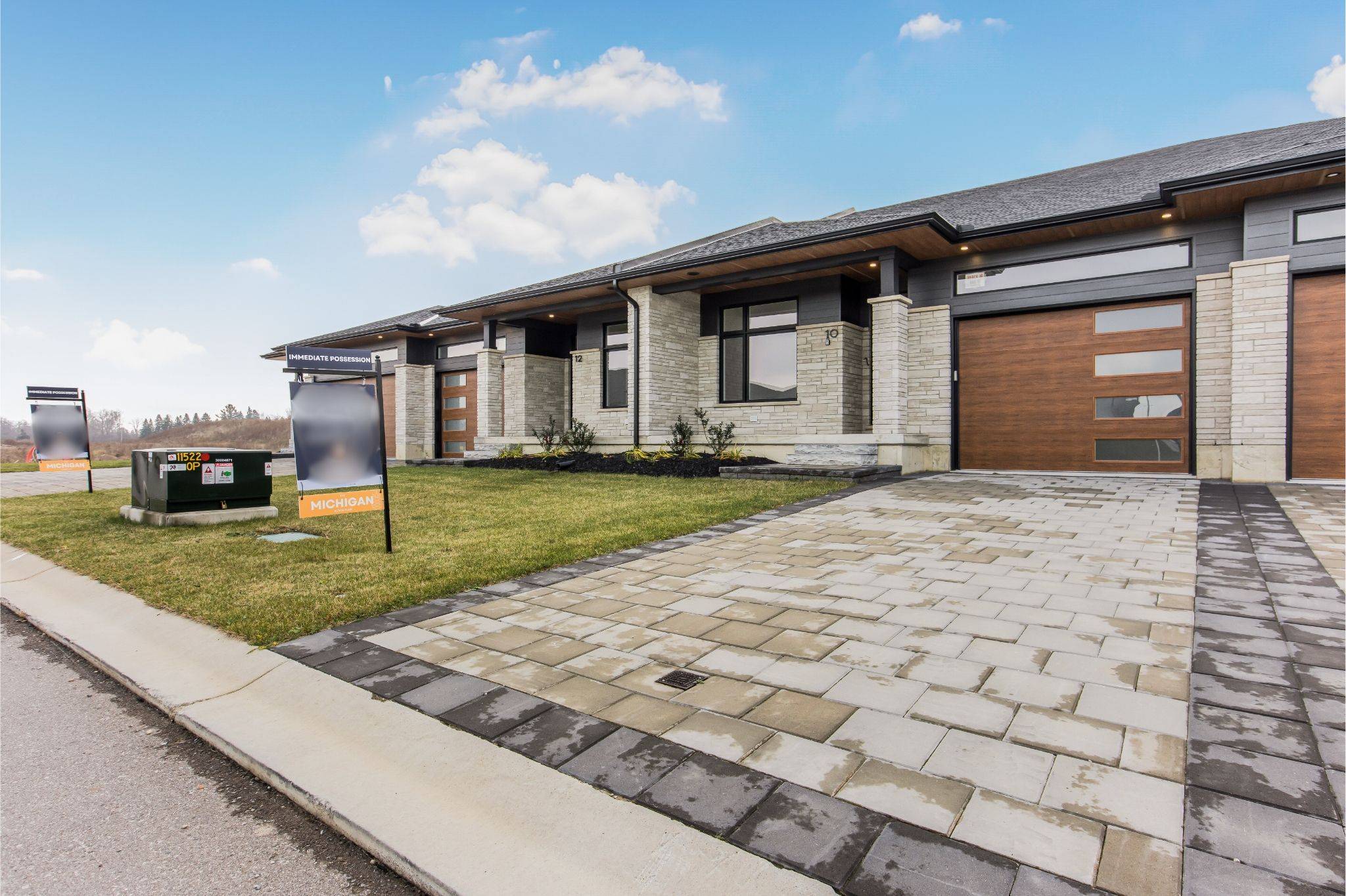 Lambton Shores, ON N0M 1T0,10 Coastal CRES #51