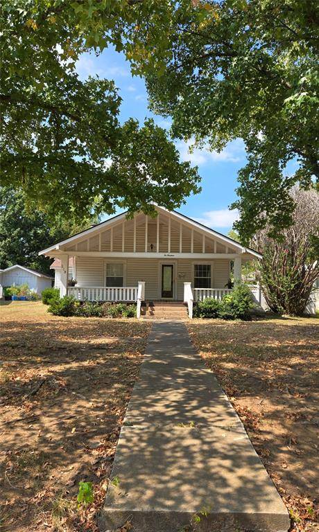 Okemah, OK 74859,219 S 5th Street