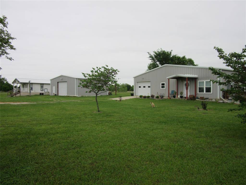 Kerens, TX 75144,17012 County Road 4210