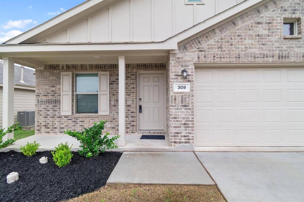 Haslet, TX 76052,309 Sun Bluff Road