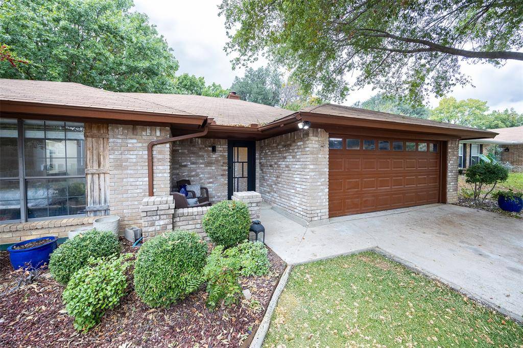 Euless, TX 76039,2501 Poppy Lane