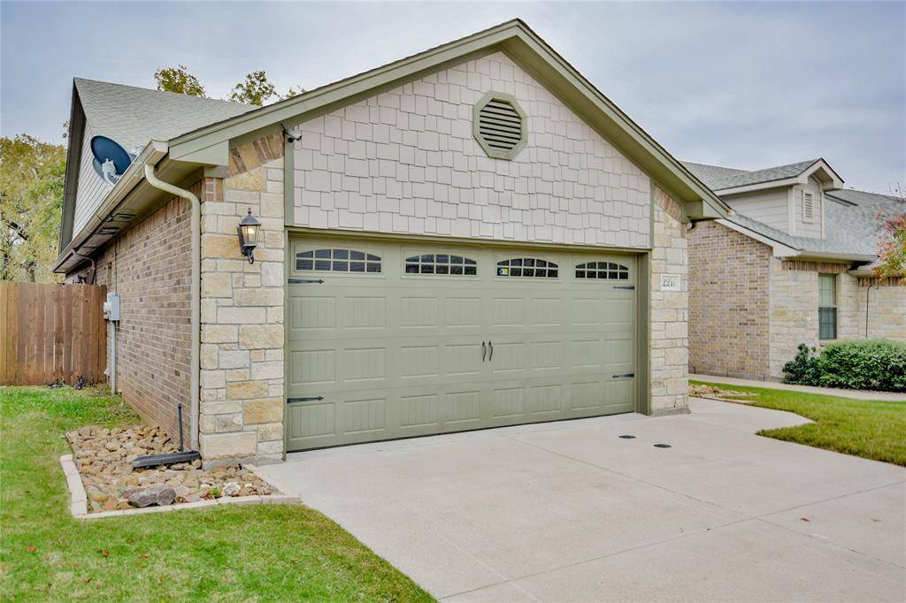 Granbury, TX 76049,2210 Cobblestone Court