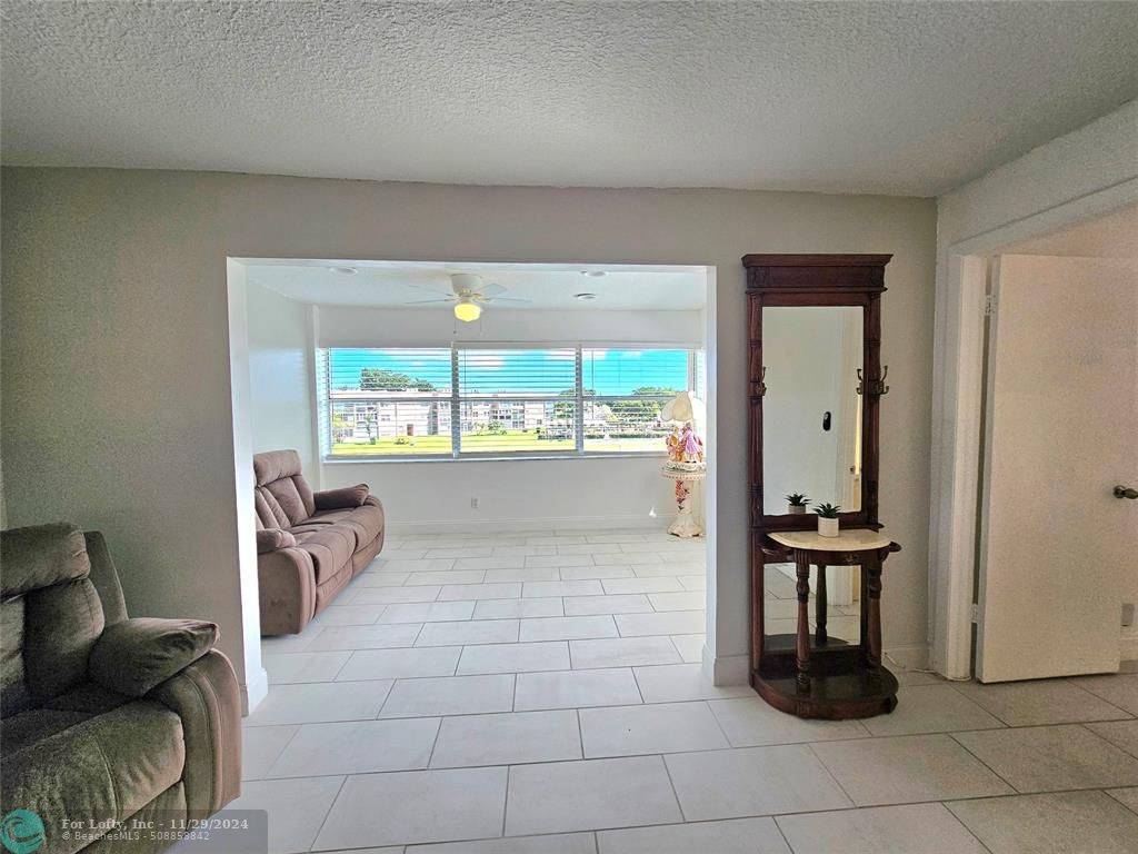 Sunrise, FL 33322,9861 Sunrise Lakes Blvd  #303