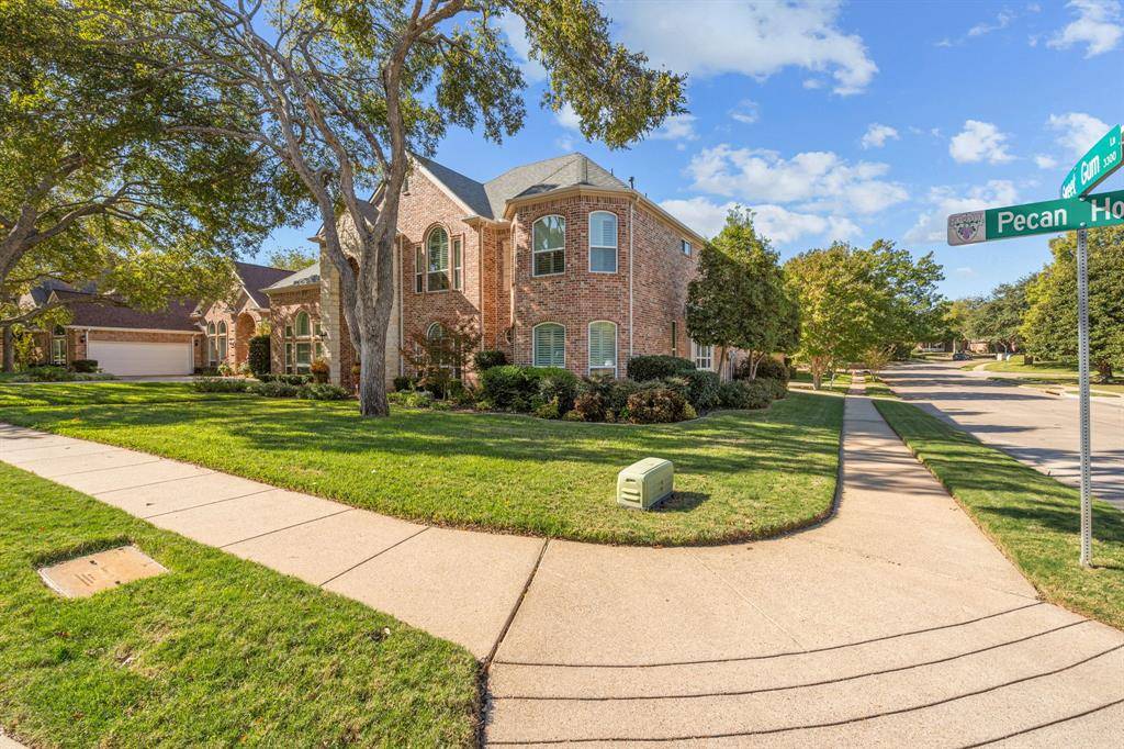 Grapevine, TX 76051,3340 Pecan Hollow Court