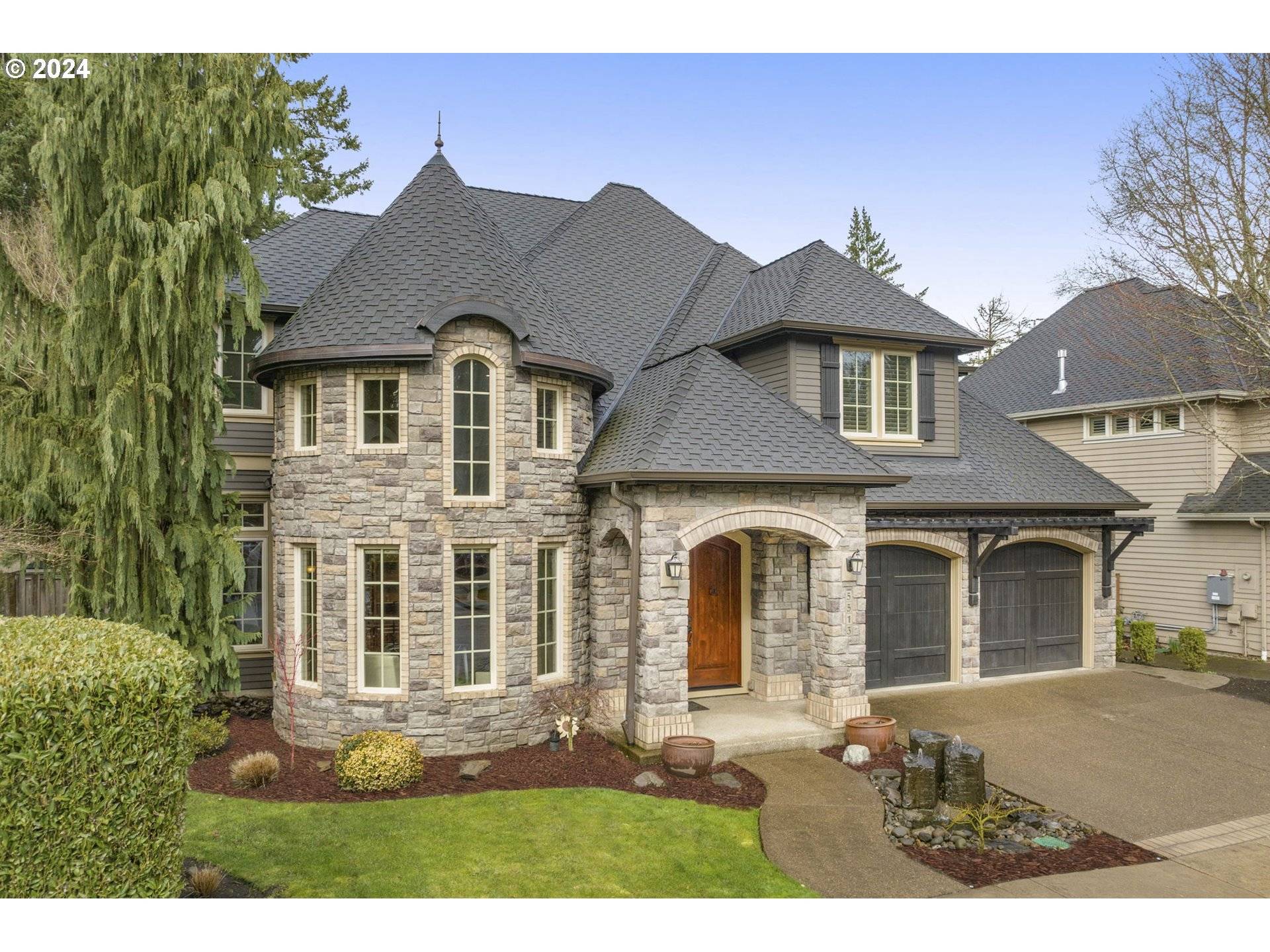 Lake Oswego, OR 97035,5513 RACHEL LN